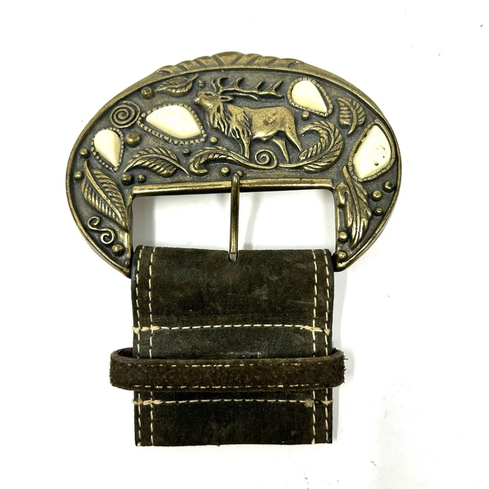 Gold / bronze belt buckle with white stones